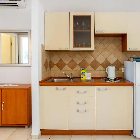 Apartamento Tino - Zad511 By Interhome