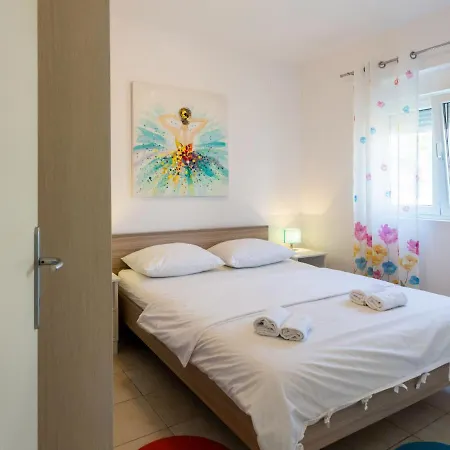Apartamento Tino - Zad511 By Interhome